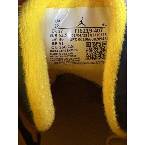 Air Jordan 12 Michigan Wolverines Football Cleats PE, Size 18 FJ6219-407 - Picture 7 of 7